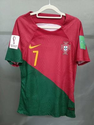 葡萄牙的队服是什么样的？葡萄牙男足队服